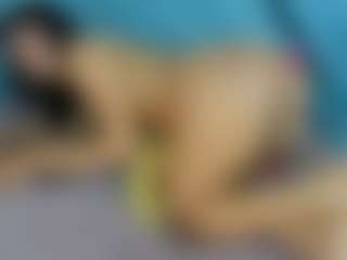 Live cam show with MoniYii07 - Big Cock on Camsoda