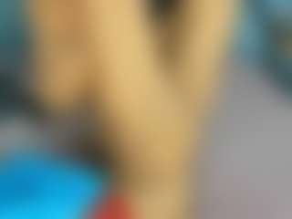 Live cam show with MoniYii07 - Average on TottyGirls