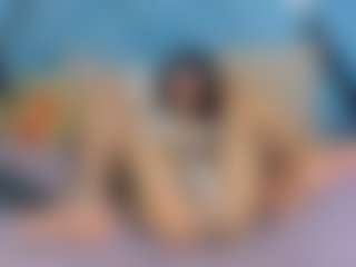 Live cam show with MoniYii07 - Gape on Soda Cam