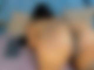 Live cam show with MoniYii07 - HD on Gym Cam Girls