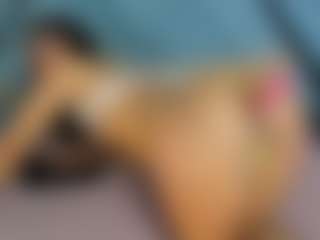 MoniYii07's Live Sex Cam Show
