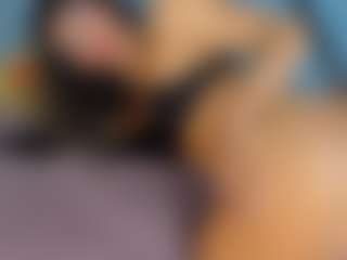 Show de cam en vivo con MoniYii07 - Latina en Camsoda | colombia