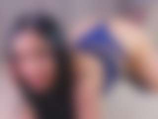 Live cam show with PalmiraPascall - Yoga on madthumbs