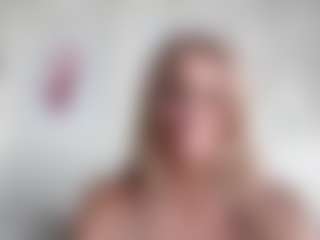 Live cam show with Pamella007 - Horny on Fapmatic.com
