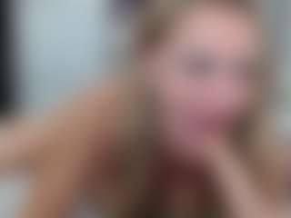 Live cam show with Pamella007 - Bikini on Camsoda