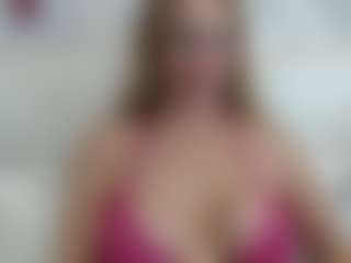 Live cam show with Pamella007 - Blonde Hair Fetish on Milfs Live