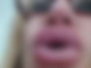 Live cam show with Pamella007 - Blonde Hair on Camsoda
