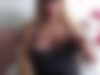 Live cam show with Pamella007 - Big Tits on Camsoda