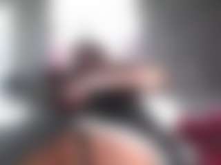 Live cam show with Pamella007 - Dirty Talk on SpunkLive
