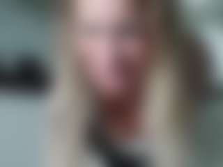 Live cam show with Pamella007 - Blonde Hair on Camsoda