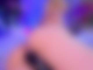 Live cam show with SallyeCha - Facial Piercings on xDating