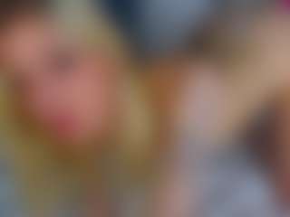 Live cam show with SallyeCha - Ass Bouncing on Fit Hotties