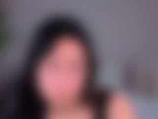 Live cam show with Sofia-Conner - Oil on Milfs Live