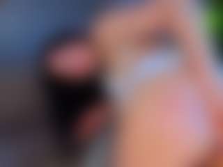 Live cam show with Sofia-Conner - Student on xfollow cams