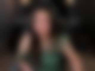 Live cam show with TrishaMoore - Sexydance on Gym Cam Girls