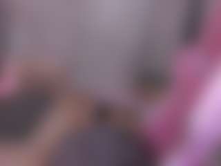 Live cam show with TrishaMoore - Dance on xDating