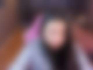 Live cam show with TrishaMoore - Smoke on StripNow
