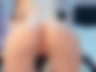 Live cam show with Valenora1 - Normal on xfollow cams