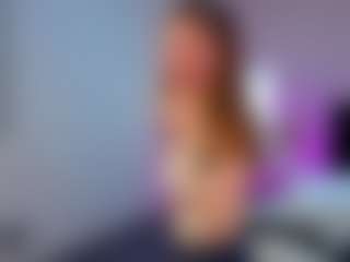 Live cam show with Valenora1 - Petite on Hubzter Live