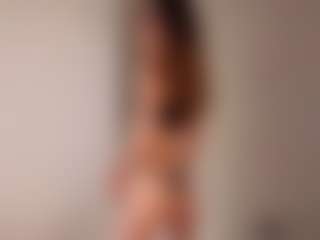 Valenora1's Live Sex Cam Show