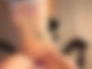 Live cam show with Valenora1 - Petite on Camsoda