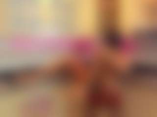 Live cam show with AmiraJones - Big Tits on Fling VIP Chat