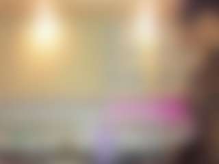 Live cam show with AmiraJones - Ebony on livesuperchat.net