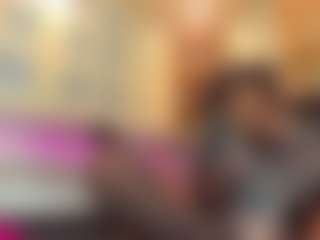 Live cam show with AmiraJones - Ebony on Fit Hotties