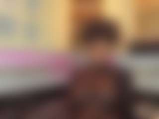 Live cam show with AmiraJones - Big Tits on Free Soda