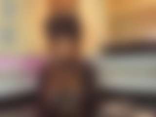 Live cam show with AmiraJones - Young Adult on 1on1-livenow