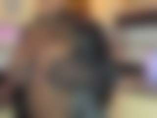Live cam show with AmiraJones - Young Adult on xDating