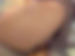 Live cam show with AmiraJones - Black on mypornchat.com