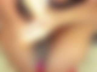 Live cam show with AmiraJones - Cute on fapnchat