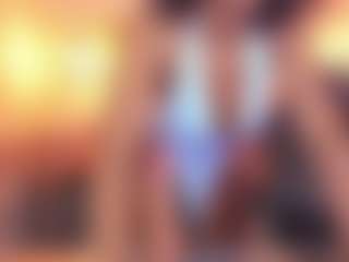 AmiraJones's Live Sex Cam Show