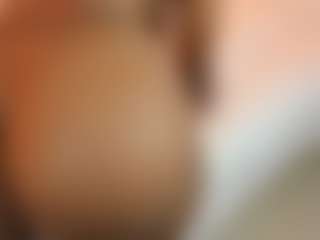 AmiraJones's Live Sex Cam Show