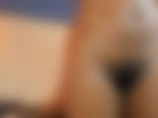 AmiraJones's Live Sex Cam Show