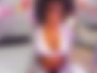 Live cam show with AmiraJones - Ebony on Chatstar | colombia