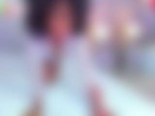 Live cam show with AmiraJones - Cock Rating on Free Soda