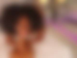 AmiraJones's Live Sex Cam Show