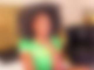 AmiraJones's Live Sex Cam Show