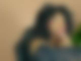 AmiraJones's Live Sex Cam Show