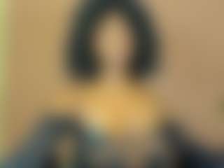 AmiraJones's Live Sex Cam Show