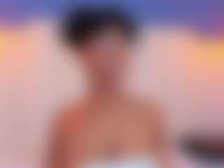 AmiraJones's Live Sex Cam Show