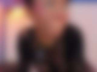 AmiraJones's Live Sex Cam Show
