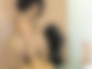 Live cam show with AmiraJones - Squirt on Dare Cams
