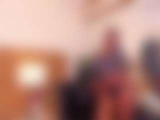 Live cam show with AmiraJones - College on Camsoda
