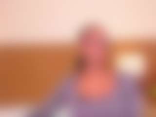 Live cam show with AmiraJones - Cute on fuklive.com