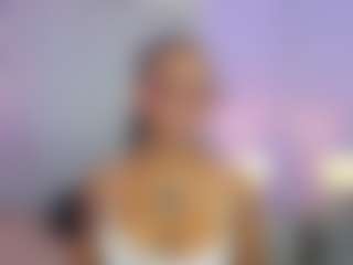 AmiraJones's Live Sex Cam Show