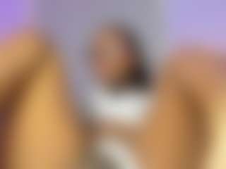 AmiraJones's Live Sex Cam Show
