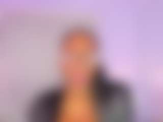 AmiraJones's Live Sex Cam Show